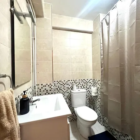Amplia Y Privada, En A 5 Mnts De La Playa , Apartamento Compartido Vigo